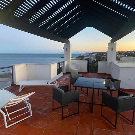 Exclusive Luxury Frontline Beach Penthouse Casares Del Mar - Estepona Dış mekan fotoğraf