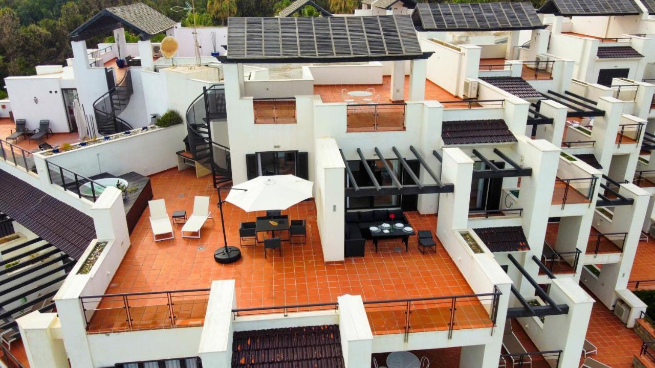Exclusive Luxury Frontline Beach Penthouse Casares Del Mar - Estepona Dış mekan fotoğraf