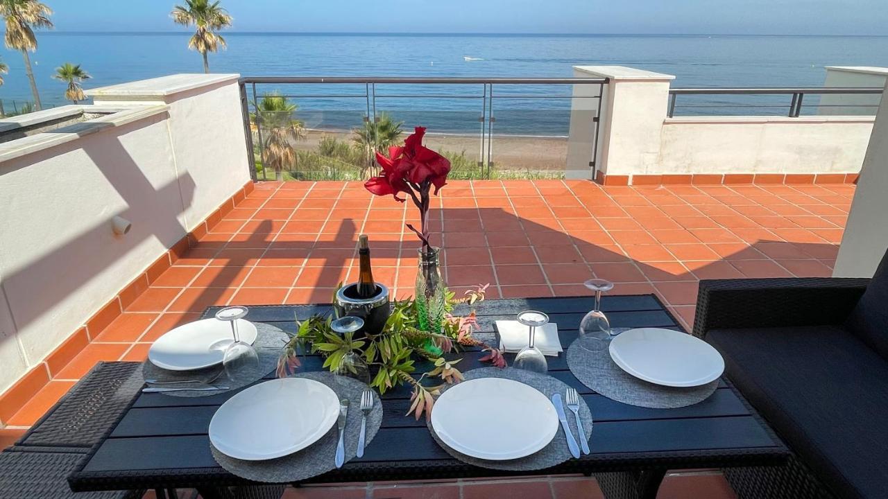 Exclusive Luxury Frontline Beach Penthouse Casares Del Mar - Estepona Dış mekan fotoğraf