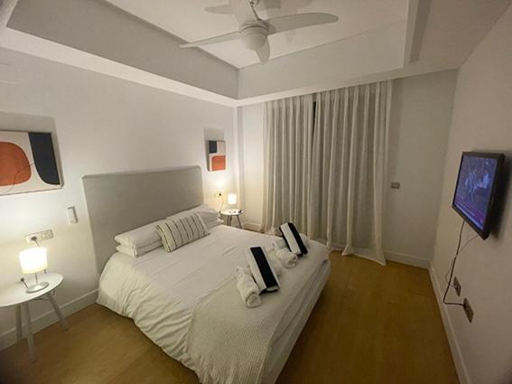 Exclusive Luxury Frontline Beach Penthouse Casares Del Mar - Estepona Dış mekan fotoğraf